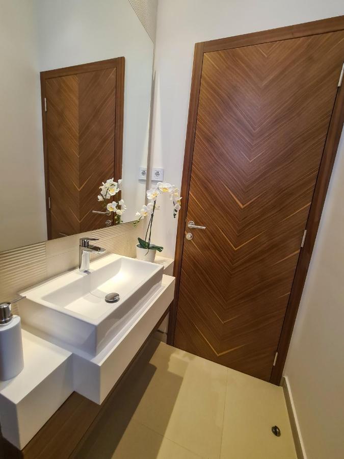 Lux Apartment In City Center Белград Екстер'єр фото